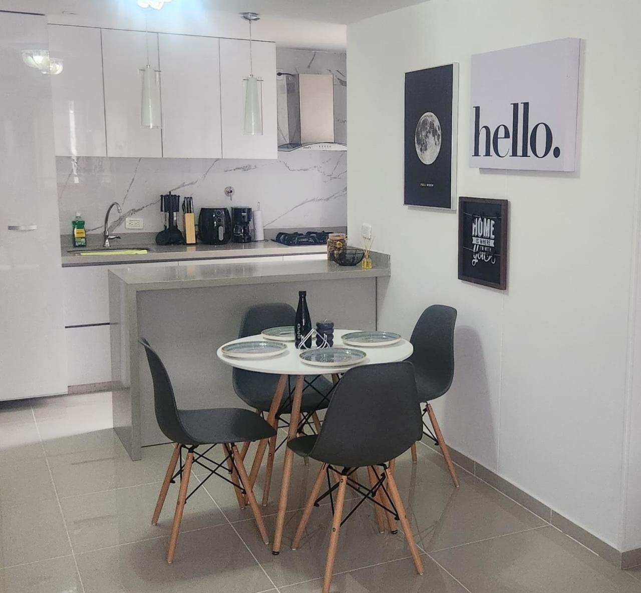 Hermoso Apartamento En El Poblado Apartamento *